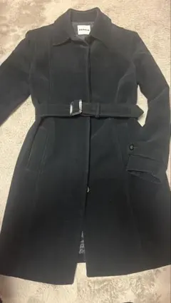 DGRACE 黒ベルト付きロングコート