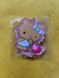 サンリオ　ハローキティ　アクリルキーホルダー　日焼けGAL
