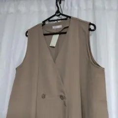 ワールド　 ノースリーブ ベスト 　ジレ　タグ付き