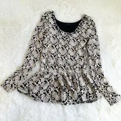 riendaリエンダ 総レース ペプラム トップス カットソー ビジュー