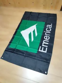 Emerica フラッグ 緑/黒　エメリカ　スケボー