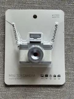 新品　スリーコインズ　ミニトイカメラ (アイボリー)ホワイト系　スリコ