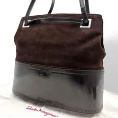 サルヴァトーレフェラガモ ショルダーバッグ レザー スエード ブラウン 金具ロゴ