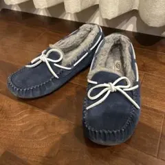 UGG ネイビー モカシン