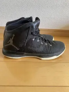 ジョーダン31 'BLACK CAT'