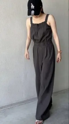 ブラックオールインワン /サロペット/フリルストラップ