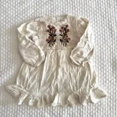 ZARA 女の子 ワンピース 104cm 花柄刺繍　花