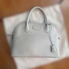 本革オーダーバック　高級感あり　パールグレー