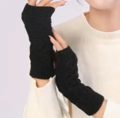 アームウォーマー ブラック 黒 ニット ふんわり 暖かい ほっこり