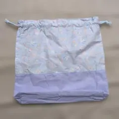 水色花柄と紫の巾着袋