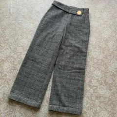 ホワイト カジュアルパンツ