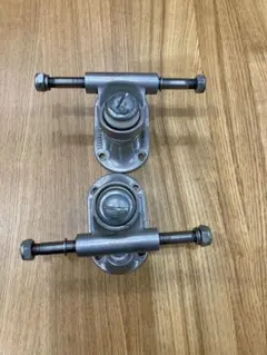 THE HEATED WHEEL スケートボード トラック 　ポラライザーのサムネイル