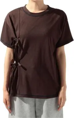 新品 ニコアンド シアーリボンアレンジTシャツ ブラウン完売niko and…