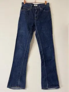 Item thumbnail for item 3673f4f4-ecab-44e2-a936-23afced64d3a