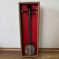 新品/1点物】沖縄三線用 高級胴巻き ティーガー 竹柄 茶色 三巴紋