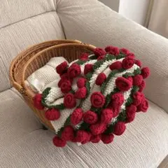 赤いバラのブーケブランケット　 ハンドメイド プレゼント 冬 花束ブランケット