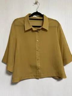 GU シアーシャツ