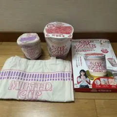 カップヌードル　ポーチ×２種　＆　トートバッグのサムネイル