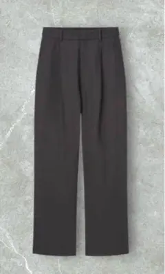 ユニクロ　リネンブレンドタックワイドパンツ（ブラック）