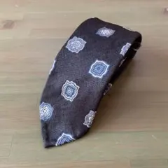 Item thumbnail for item 74f64775-ad72-474f-a830-01f712979c7a