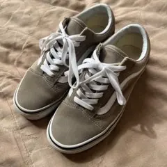 Item thumbnail for item 8cecda82-d216-4c3e-ba0e-a83a17d803bb