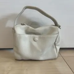 LOWRYS FARM アイボリー 柔らか軽いハンドバッグ