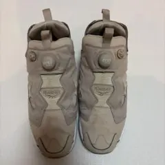 Reebok インスタポンプフューリー ベージュ