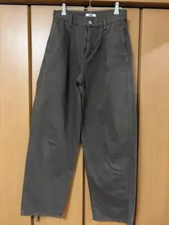 UNIQLO U ユニクロユー デニムタックパンツ ブラウン 24（61cm）