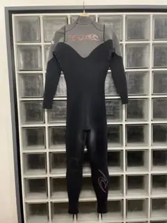 Item thumbnail for item 691dc914-ce38-4a6e-9d8c-ade06082018f