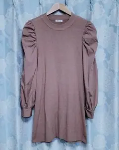 ✨INGNI✨袖異素材パフスリーブニットトップス ワンピース ピンクベージュ Ｍ