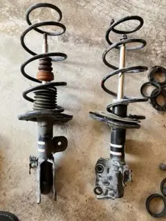 2026年最新】30 プリウス 純正 ショックの人気アイテム - メルカリ