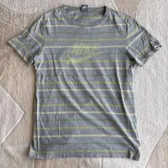 NIKE ロゴTシャツのサムネイル