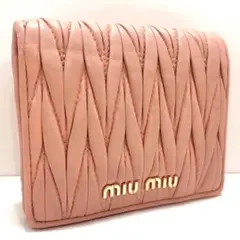 ミュウミュウ マテラッセ オールレザー 折り財布 ゴールド金具 ロゴ ピンク