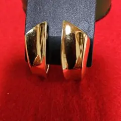 ゴールド カーブ型 クリップイヤリング