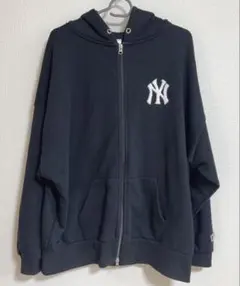 ニューヨーク・ヤンキース フード付きパーカー