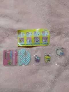 ちいかわ サンリオ レイヤーアクリルスタンド うさぎ×ポムポムプリン