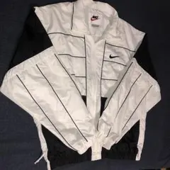 ナイキ NIKE ナイロンジャケット Mサイズ