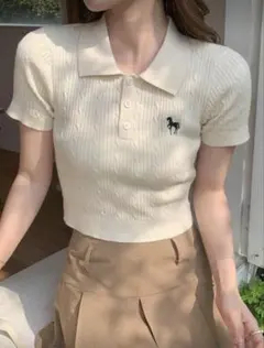 クリーム色 ケーブルニット ポロシャツ 半袖