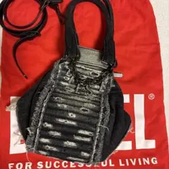 DIESEL デニム ショルダーバッグ ダメージ加工のサムネイル