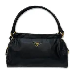 プラダ レザー ブラック パドロック(南京錠)付き ハンドバッグ MBZ673