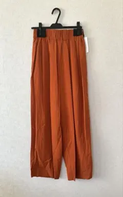 新品　ヤマダヤ　Vin カジュアルパンツ　タックイージーパンツ　くすみオレンジ