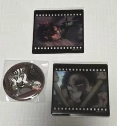 鬼滅の刃 ダイニング お楽しみくじ 缶バッジ フィルム風クリアカード 猗窩座