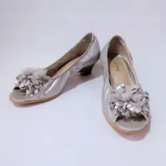 ✨️良品✨️Marie femme 24 シルバー オープントゥ フラワー装飾のサムネイル