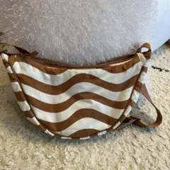 ユニクロ マリメッコ ラウンドミニショルダーバッグ