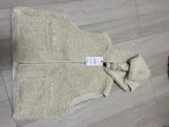 フード付きボアベスト クリーム色