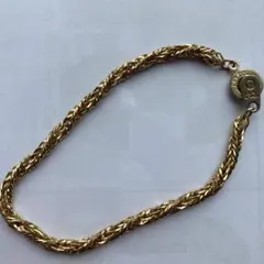 Item thumbnail for item fecddbe5-9191-426a-9f73-5f40f44e0b71