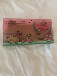 【入手困難】オリーブヤング✖️サンリオ　限定コラボ　日焼けキティ　アイマスク