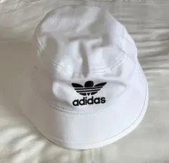 adidas バケットハット