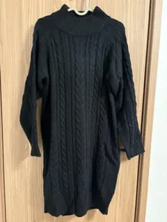 黒色 ケーブル編み ニットワンピース Fサイズ