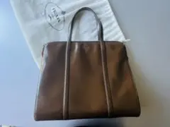PRADAバック